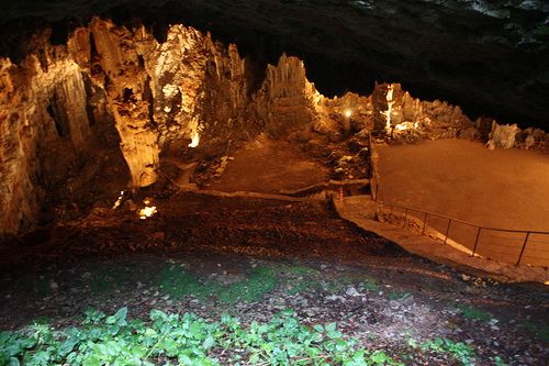 Vilenica Cave (Jama Vilenica pri Lokvi)